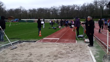 SAUT EN LONGUEUR - TALENCE - ILLONA