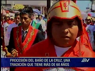 El baño de la Cruz en Santa Elena