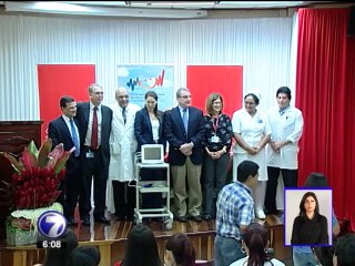 Hospital de Niños recibe donación de central de monitoreo de signos vitales
