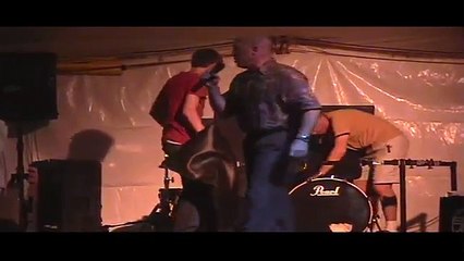 Danny McCorkle sings  Wearing That Loved On Look  at Elvis Week (video)