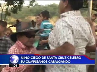 A pesar de su ceguera niño guanacasteco monta en todos los topes
