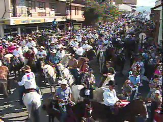 Familia y miembros de campaña acompañaron a Piza en Tope Nacional