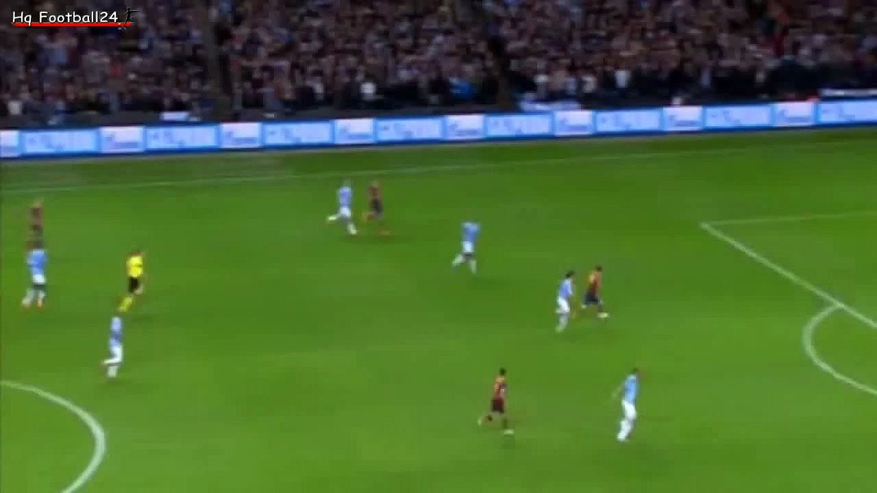 Martín Demichelis Red Card   Foul on Messi ~ Mancheser city vs Barcelona