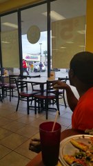 Terrible Parents put kids in trunk to go to buy pizza