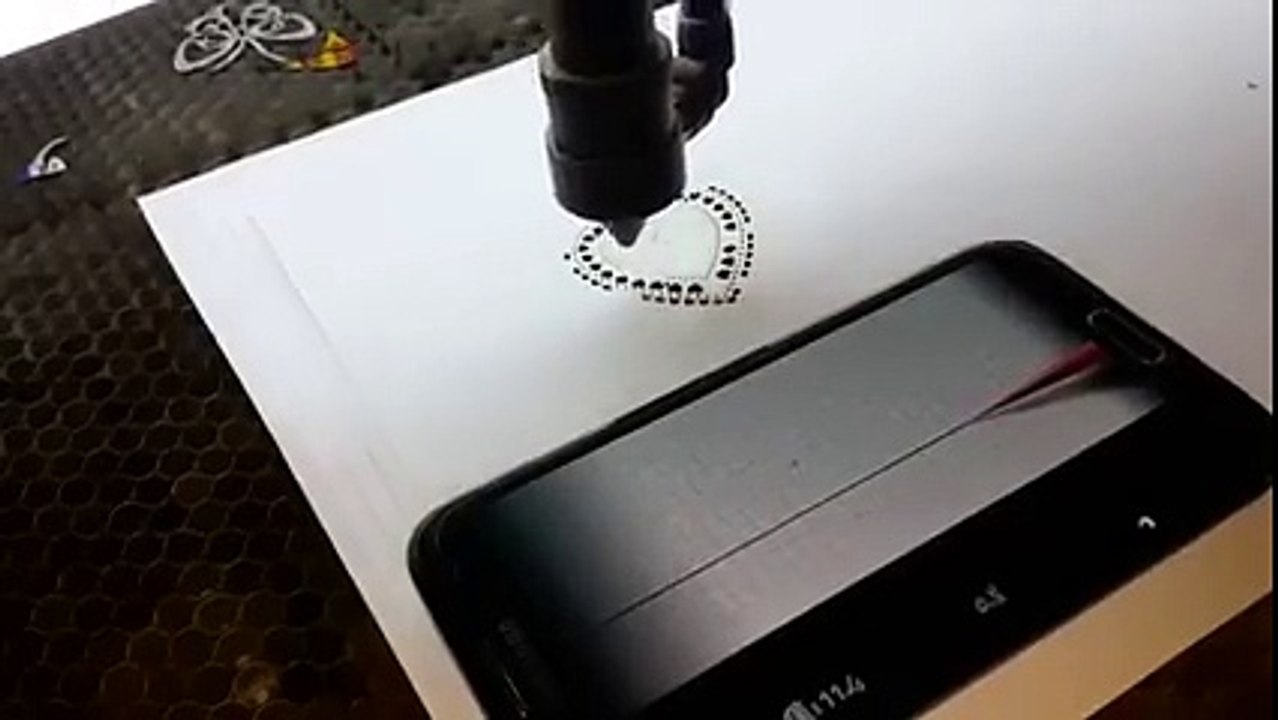Laser  Desin Cutting Machine