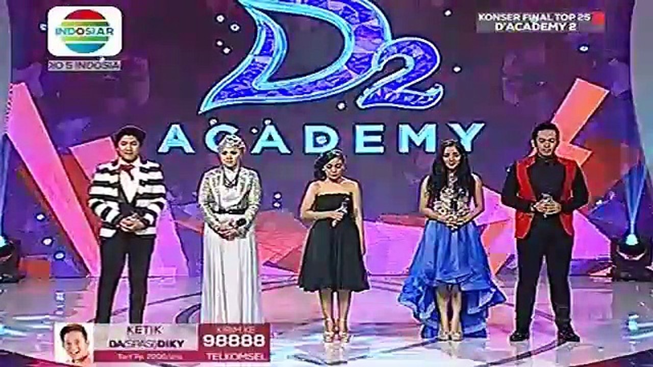 Ayu Cirebon Raih Perolehan SMS Tertinggi @ Konser Final 25 Besar Group 2