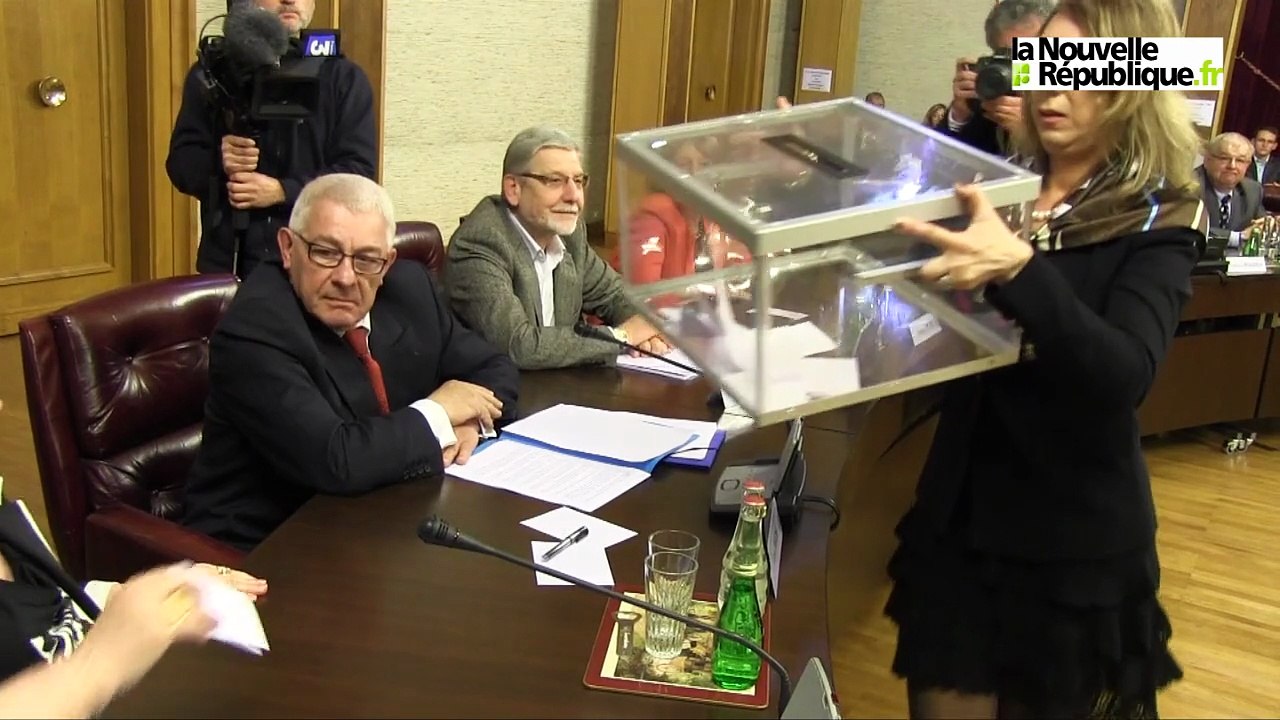 VIDEO. Conseil départemental de l'Indre : Louis Pinton réélu président