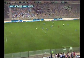 Universitario de Deportes: niño con camiseta crema les gritó "¡Basuras!"