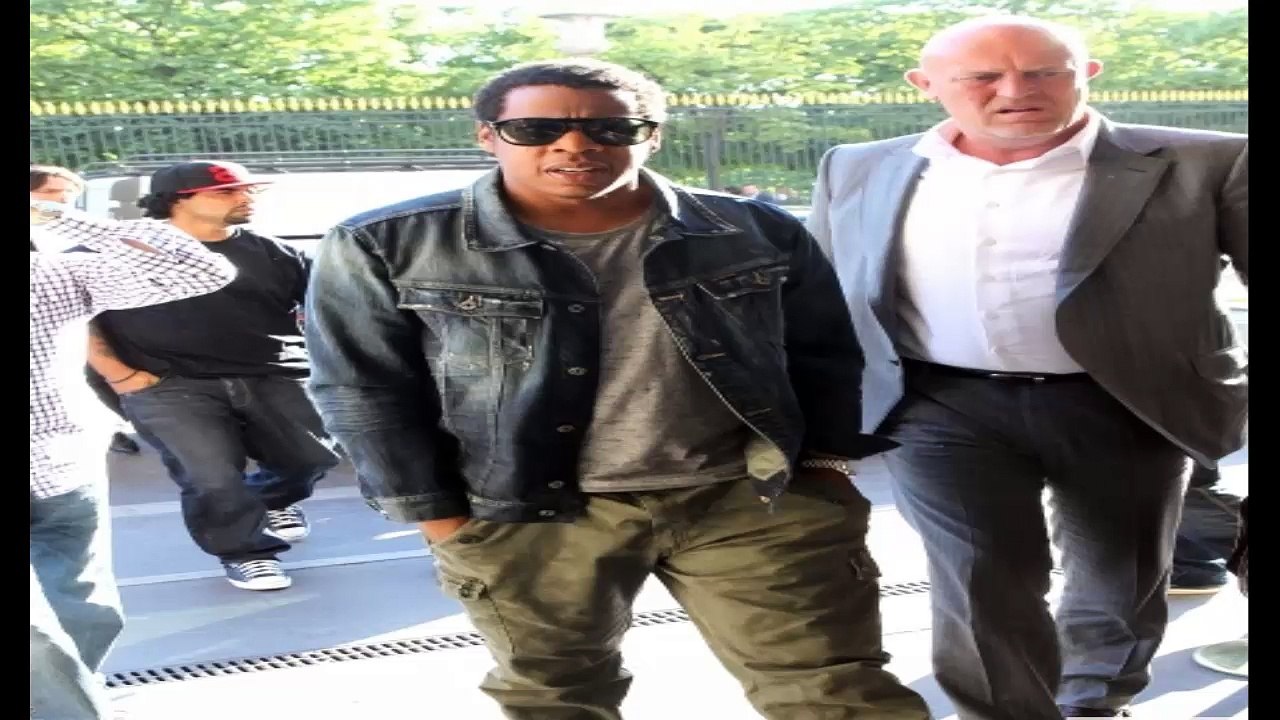 Beyonce and Jay-Z Arrive in Paris Full HD Video