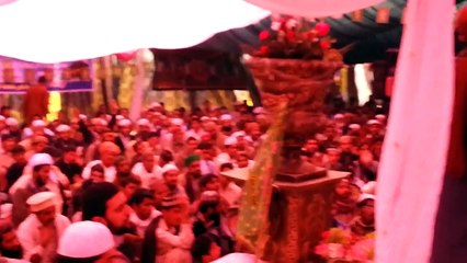 ---Hafiz Tahir Qadri New Mehfil e Naat Jehlam 2014