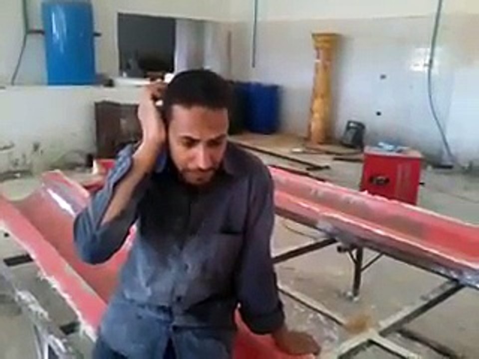 MUHTESEM BiR SES ve KIRAAT - ARAB işçi BiR KARDESiMiZ - MAşALLAH BAREKALLAH