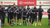 Bjk Antrenmanı - Otizmli Çocukların Demba Ba Sevgisi