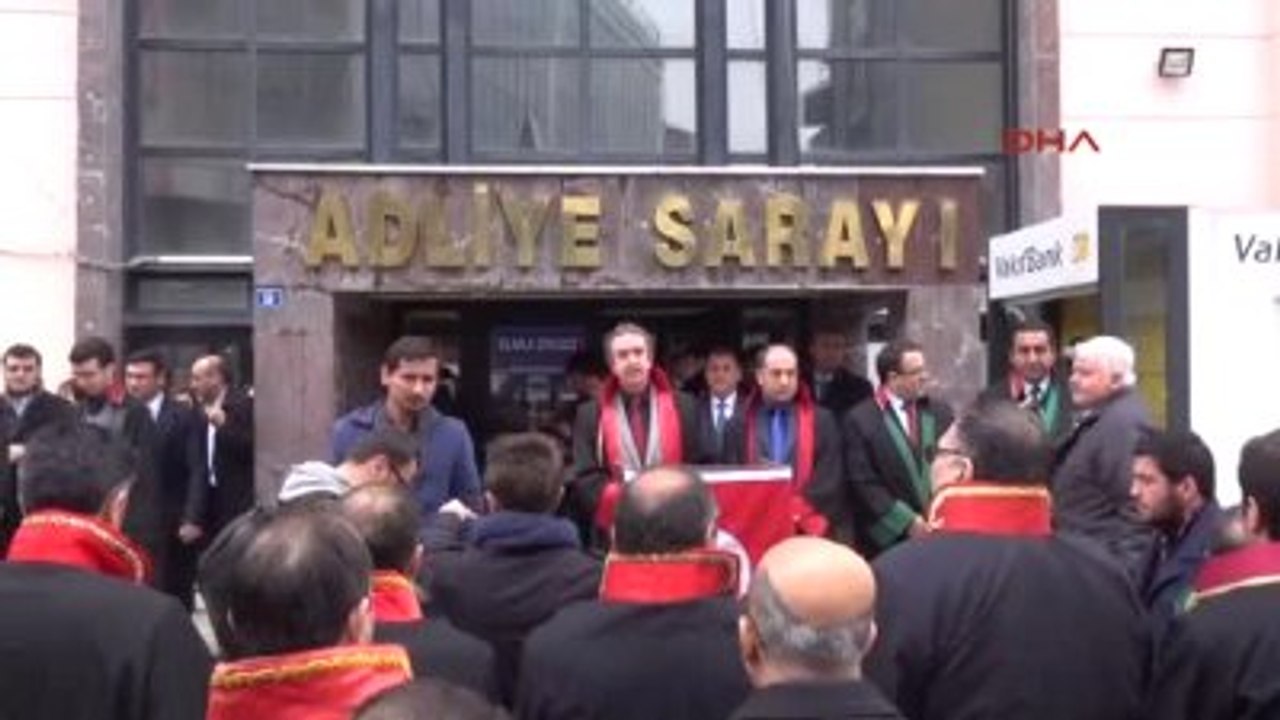 Gebze Adliyesi'nde Şehit Savcı Kiraz İçin Anma Töreni