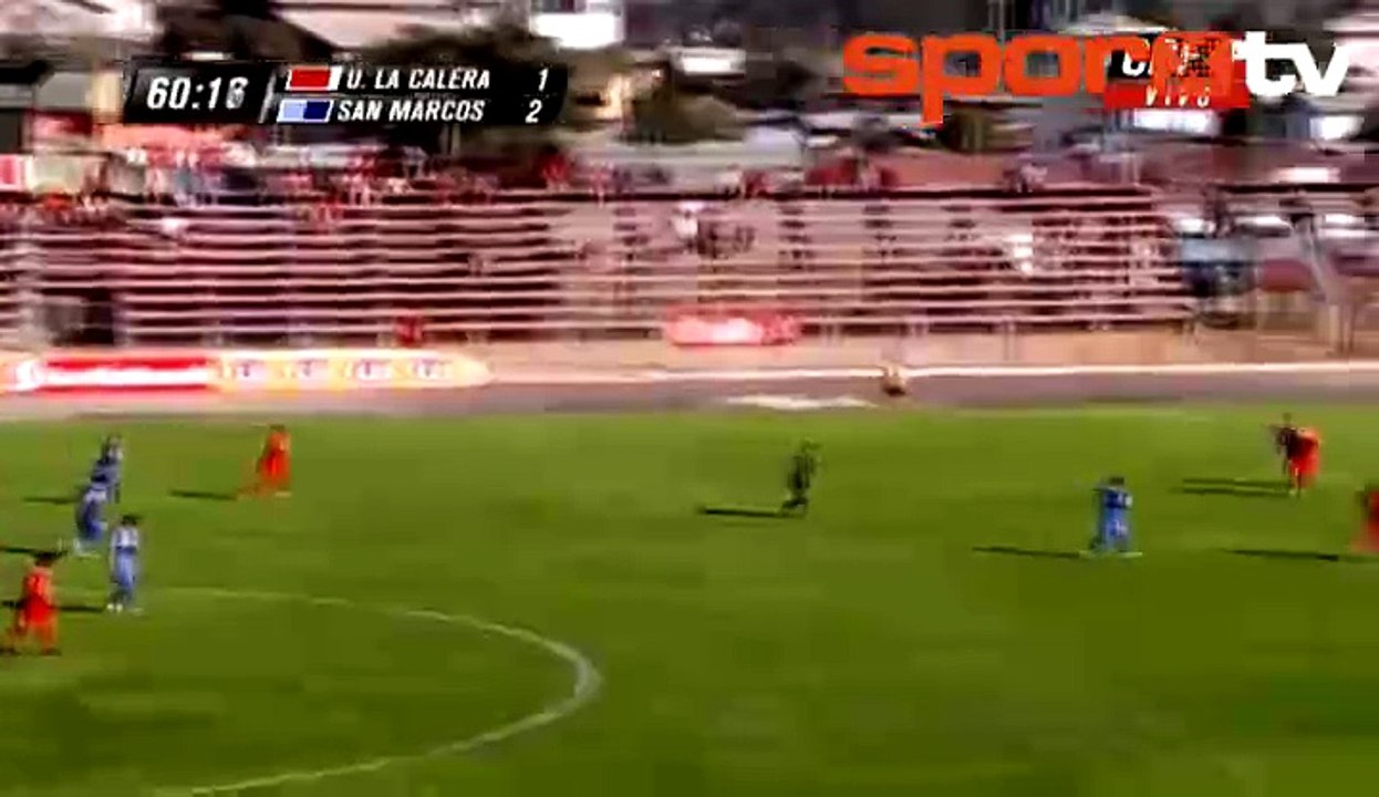 Şilili oyuncudan harika aşırtma gol