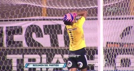 L'incroyable boulette du gardien Raul Fernandez