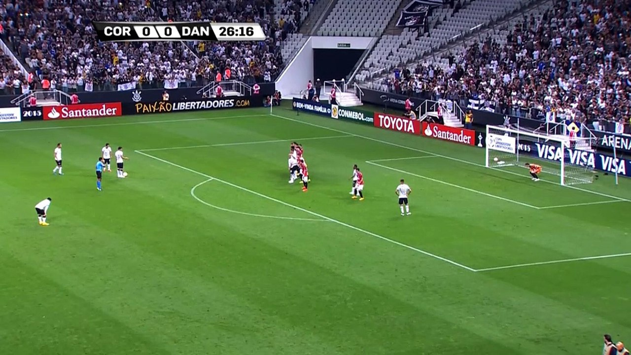 Libertadores - Le coup franc magique de Jadson