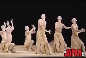 Butoh (Buto) - Sankai Juku