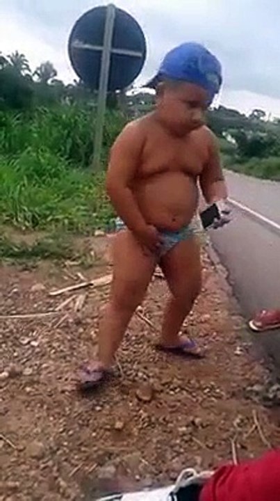 Baby Dancing Quiet Funny Moves Must Watch!!!