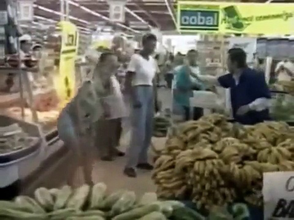 Brazilian candid camera   snakes on the banana