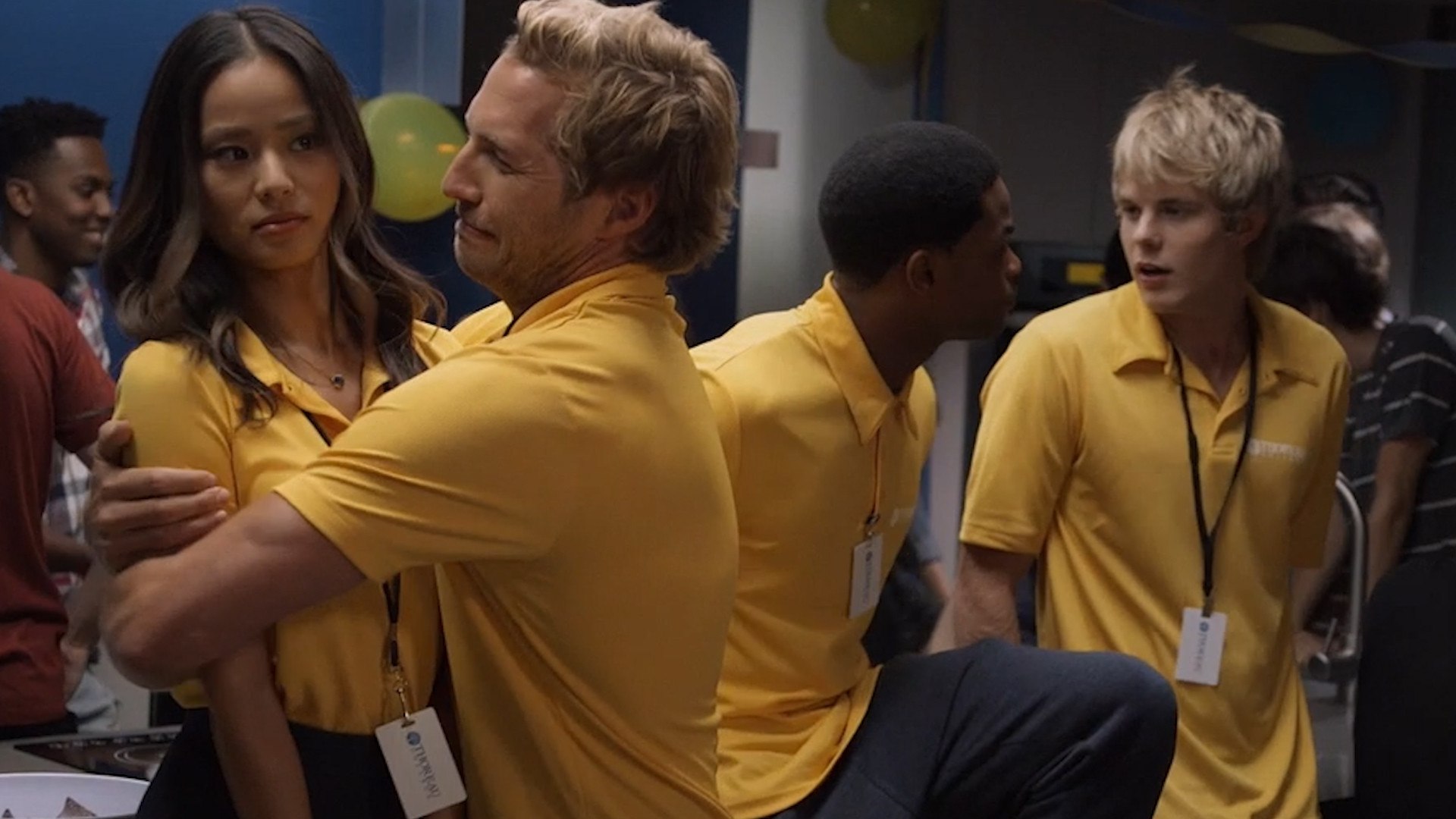 ⁣Resident Advisors Red Carpet Recap