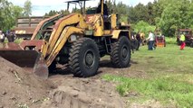 Hatra wheel loader with rotary torque of the loader against truck 2014