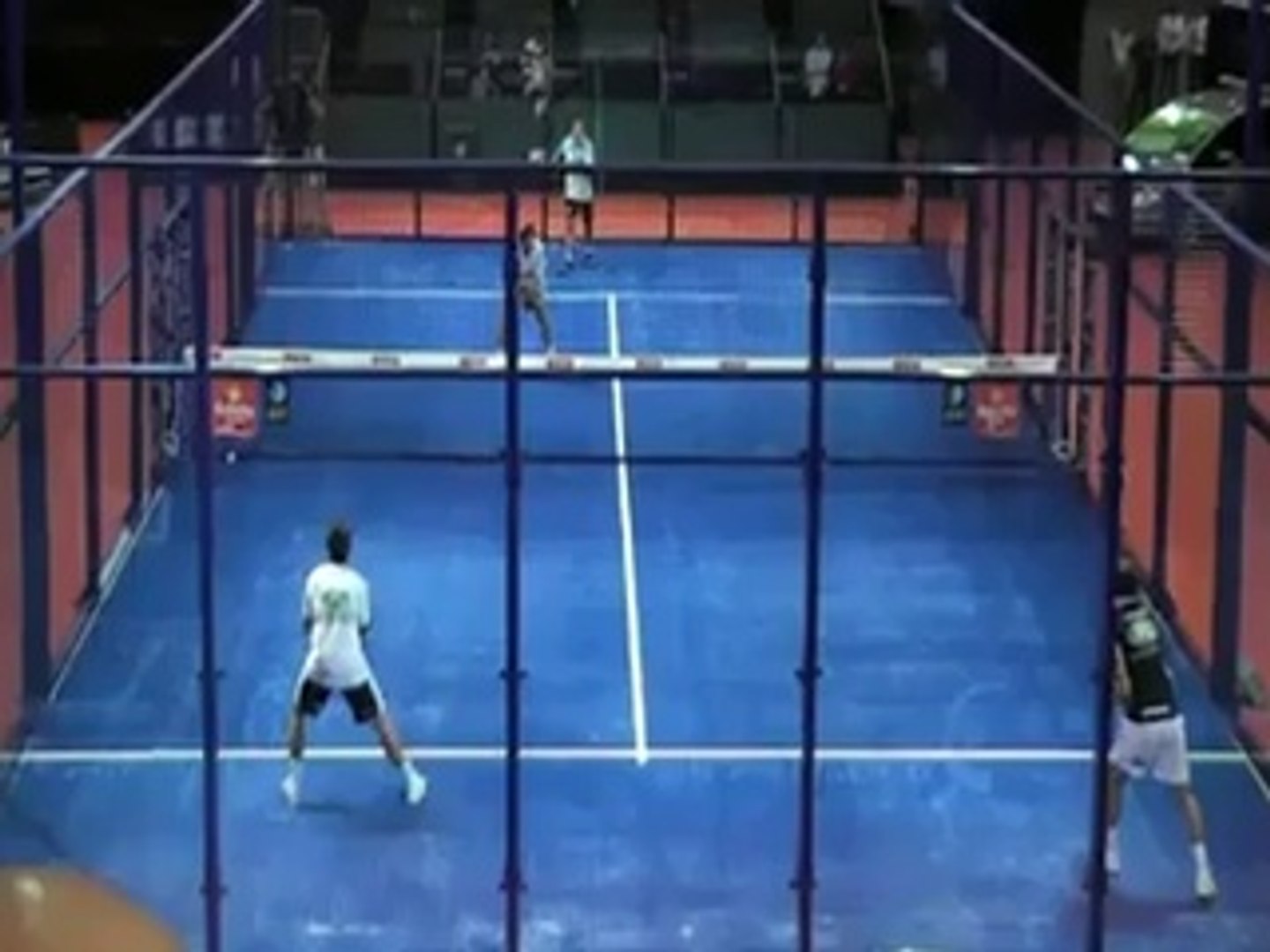 A combination of tennis and squash - فيديو Dailymotion