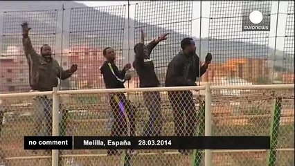 Spain - 200 migrants cross into Melilla from Morocco - no comment