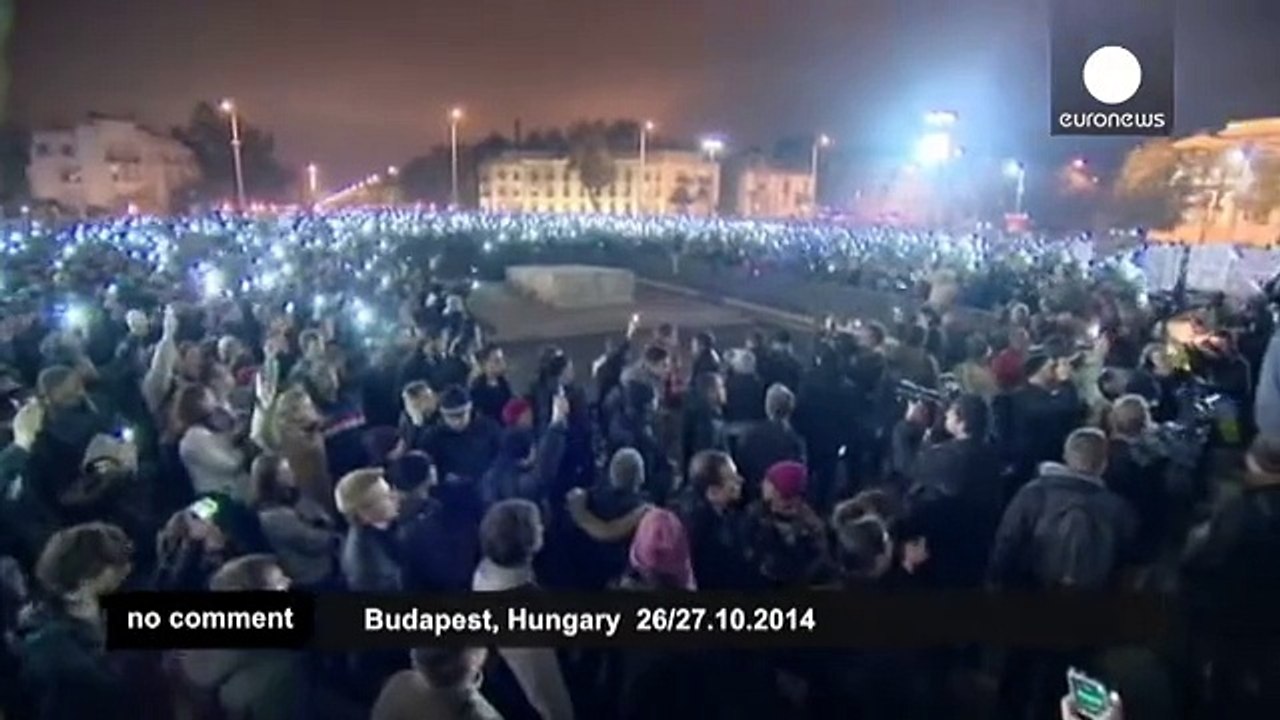 Thousands protest Hungarian Internet tax - no comment