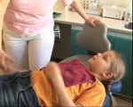 Glückliche Kinder beim Zahnarzt