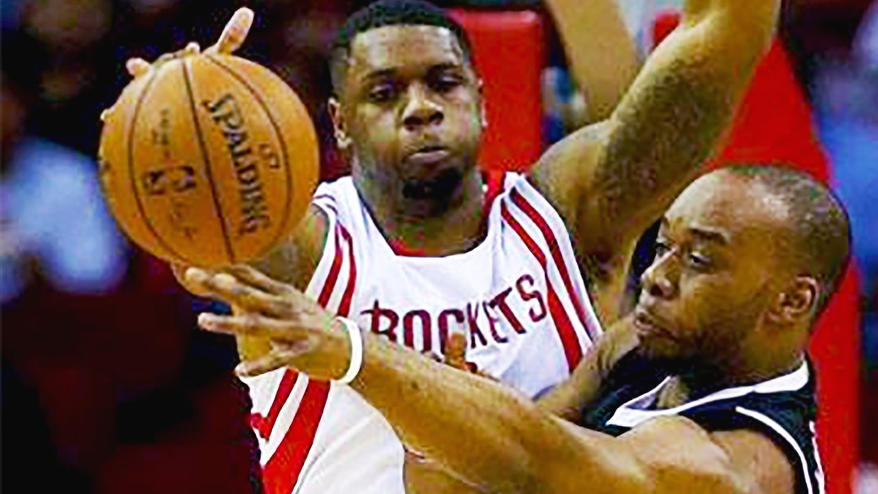 Terrence Jones Blocks Carl Landry 3 Times on Same Possession
