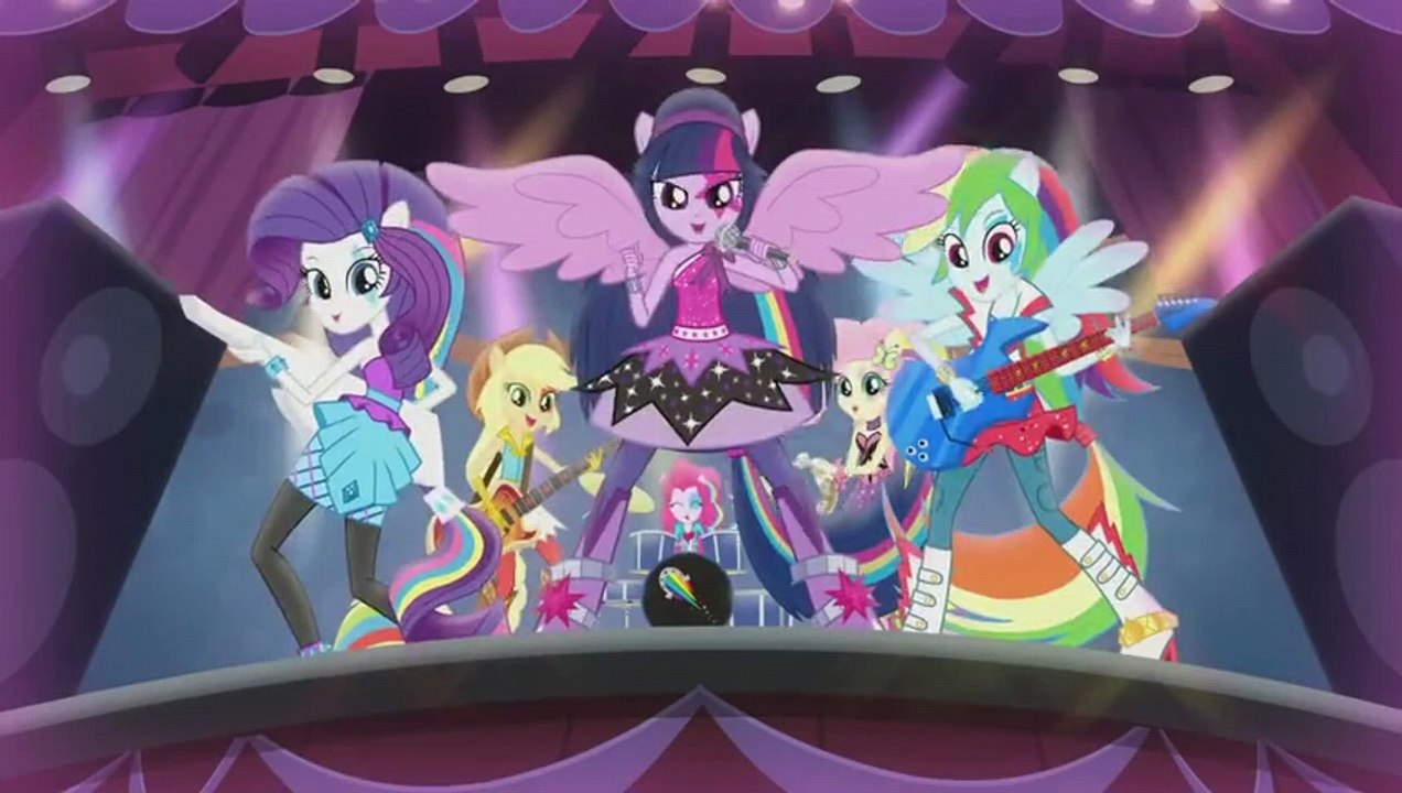 My Little Pony: Equestria Girls - Rainbow Rocks | Cortos Animados [8º Corto] ¡Un Día Perfecto para la Diversión! (Español Latino)