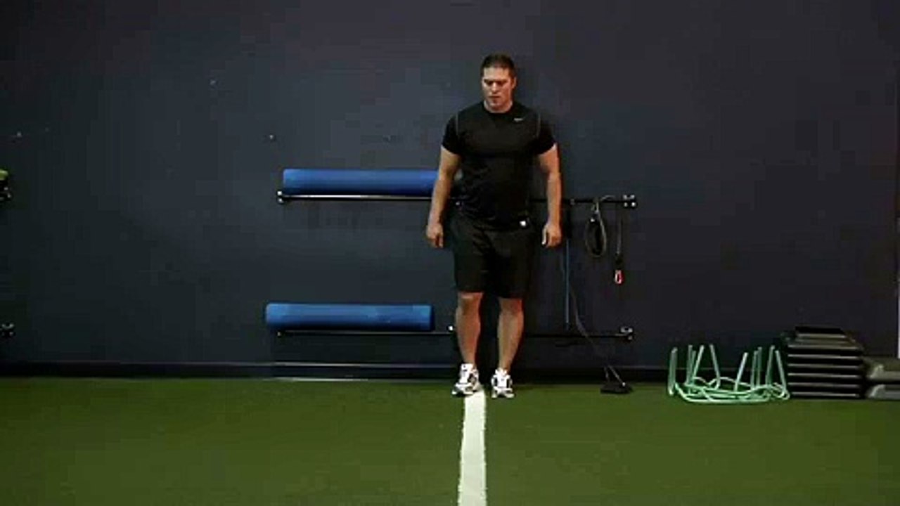 Alternate Leg Diagonal Bound Quadriceps Exercise for Male