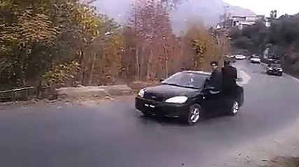 Imran Khan Fast Bolar Coming tn Dir Lower Maidan