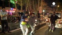 Festa per le strade in Iran per l'intesa di Losanna sul nucleare