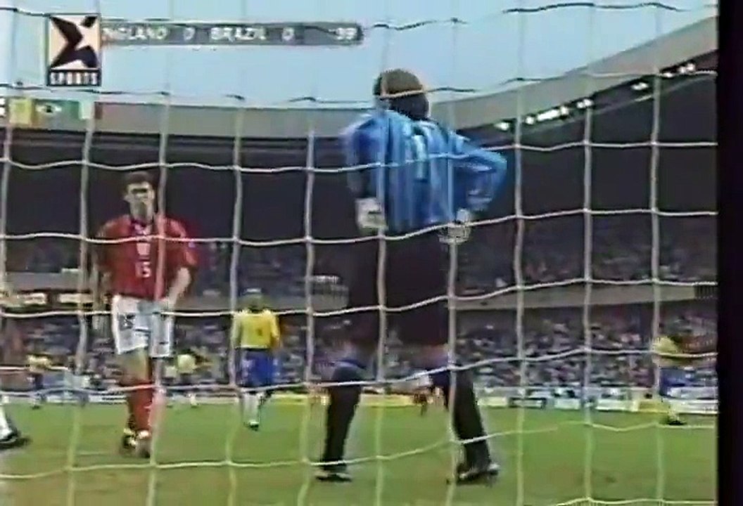 ENGLAND 0-1 BRAZIL 1997 first half