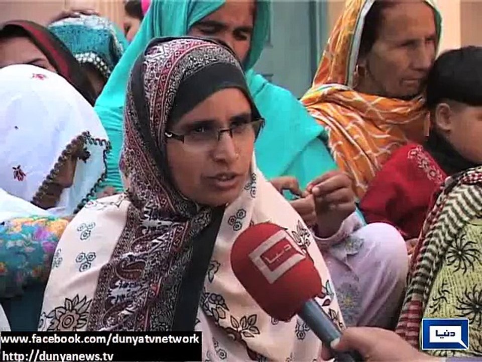 Dunya News - Gujranwala: Pearls germinate from tree
