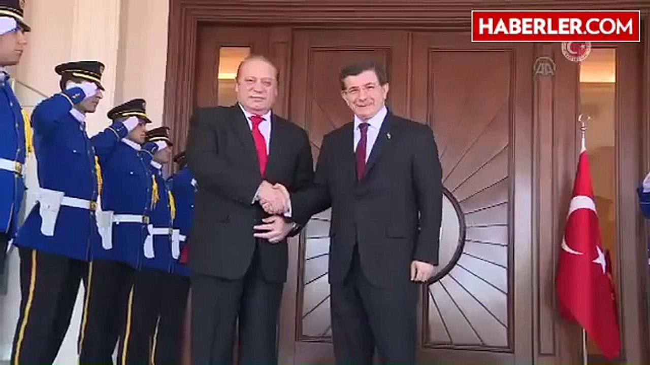 Davutoğlu-Şerif Görüşmesi