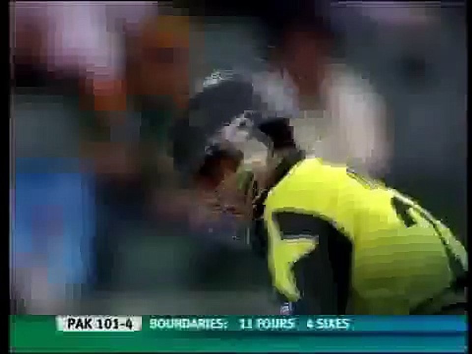 Misbah Ul Haq 66 Runs against Australia
