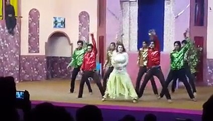 Afreen Khan Live Hot & Best Performance Keri Keri Shay Teri Akh