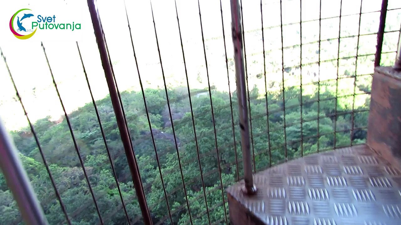 Sri Lanka Sigiriya (Lion rock) - frescoes paintings