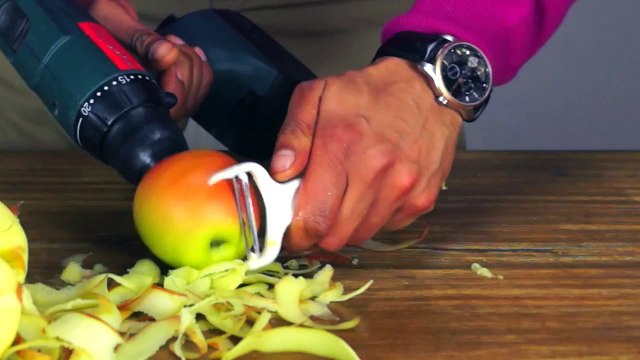 Life Hack- Fastest way to peel apples