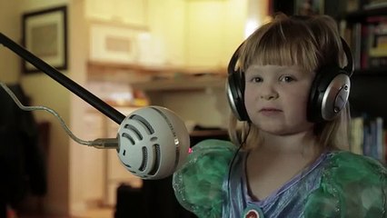 Maddie and Zoe sing _Let It Go_ from Disney's _Frozen...