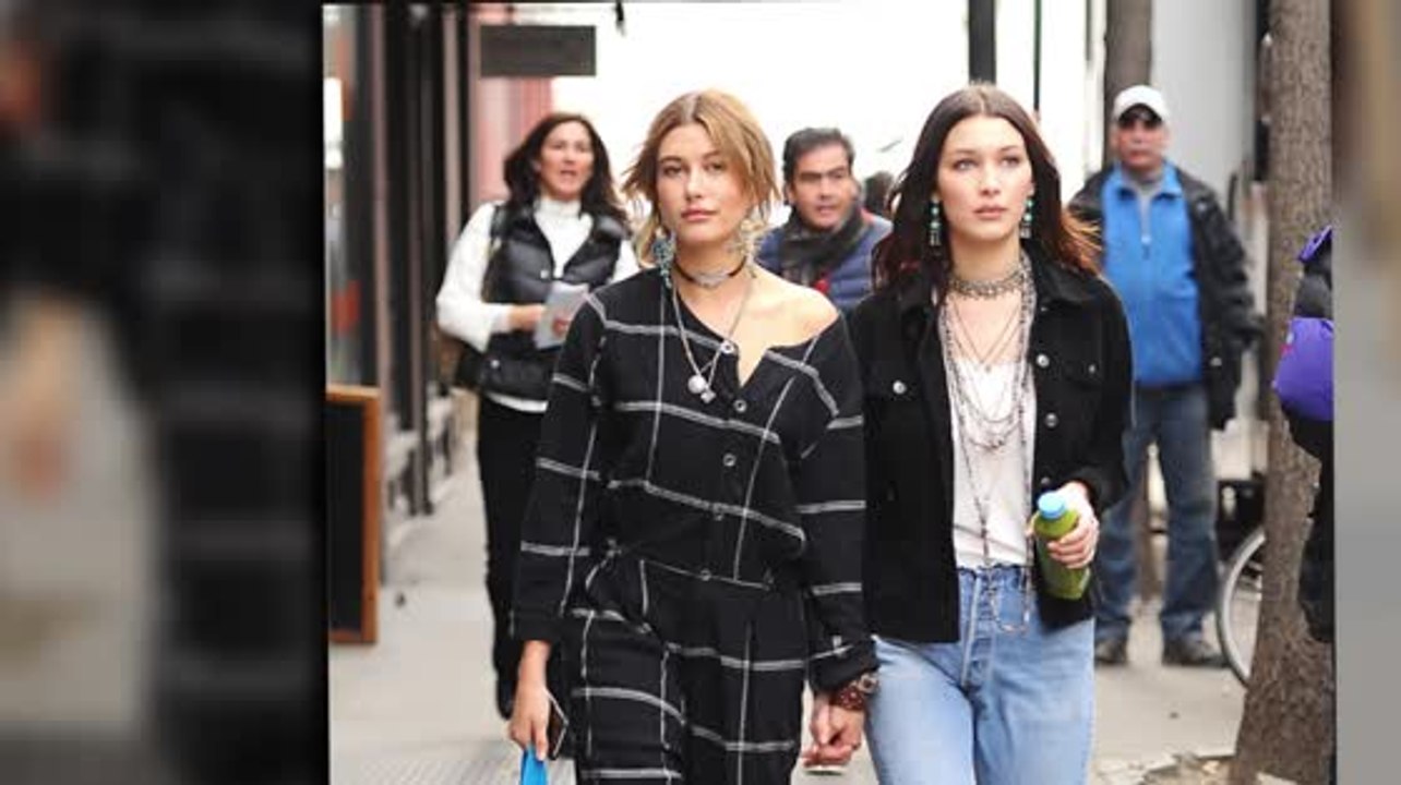 Bella Hadid und Hailey Baldwin machen eine modische Pause