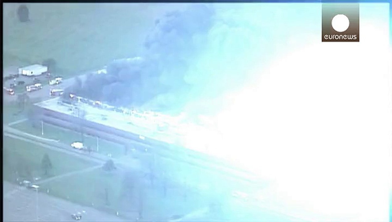 Großbrand zerstört ge-fabrikhalle in kentucky