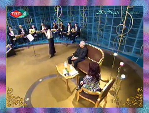 Melihat GÜLSES *Bir Güneş Doğuyor Karanlıklardan İnanması Çok Zor Sahi Sen Misin* (2)