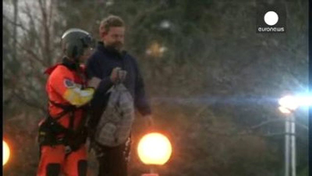 Amerika Birleşik Devletleri'nin Kuzey Karolina Açıklarında 66 Gündür Okyanusta Mahsur Kalmış Bir...