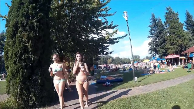 Strandul Neptun din Arad - cel mai mare strand din Romania si Europa - tobogane