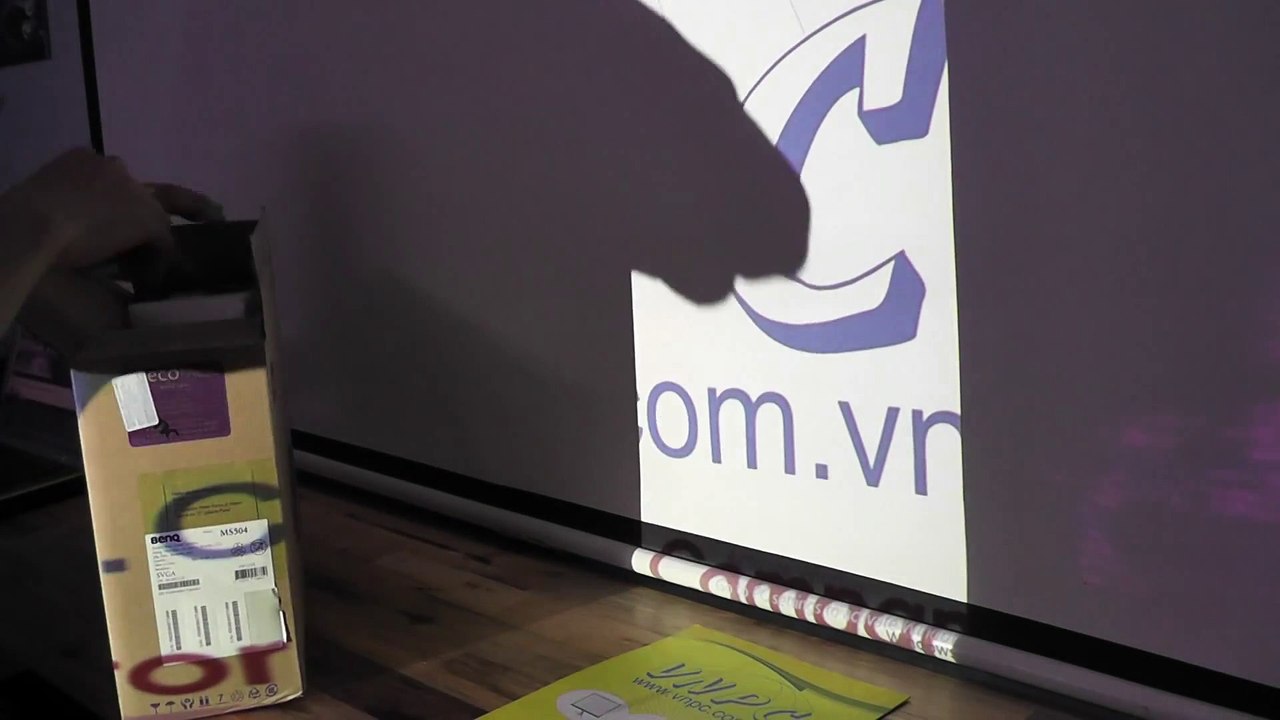 [Review] Máy chiếu giá rẻ BenQ MS504 -Bóng đèn Philips siêu bền