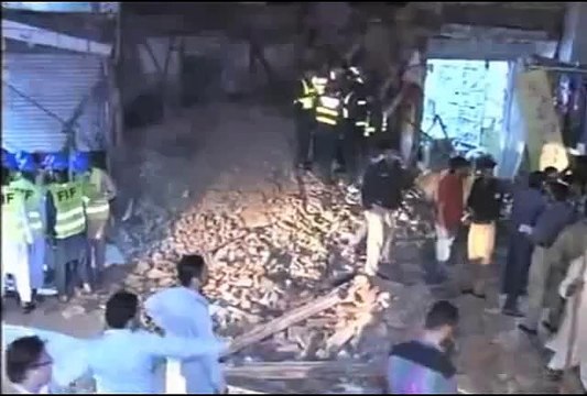 Anarkali Bazar Plaza kai girne ki waja saamne aa gi