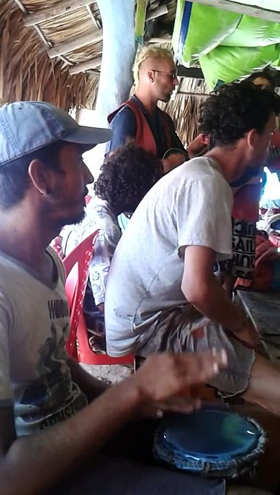 Con Lo Puesto - Baru